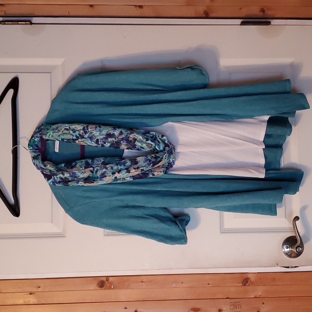 Notation cardigan with attache tank and infinity scarf